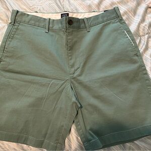 J. Crew Men's Olive Flat Front Shorts